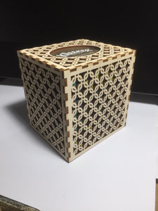 Celtic chainlink tissue box cover + tissues